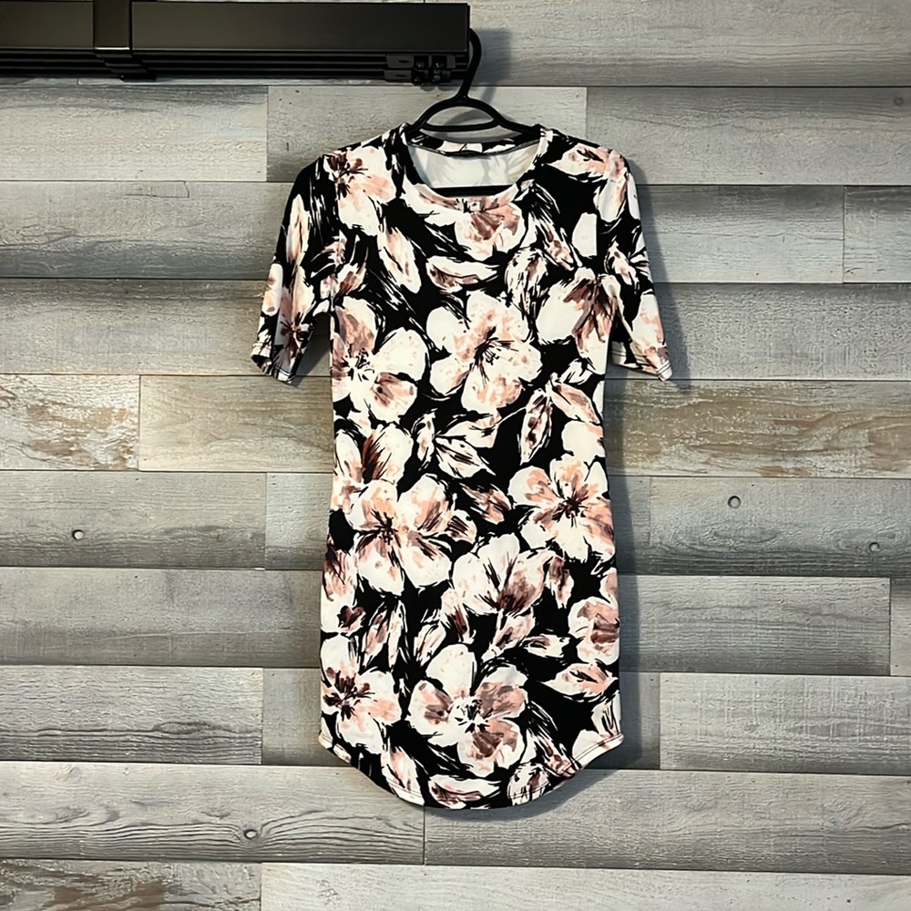 Eclipse Floral Short Sleeve Dress